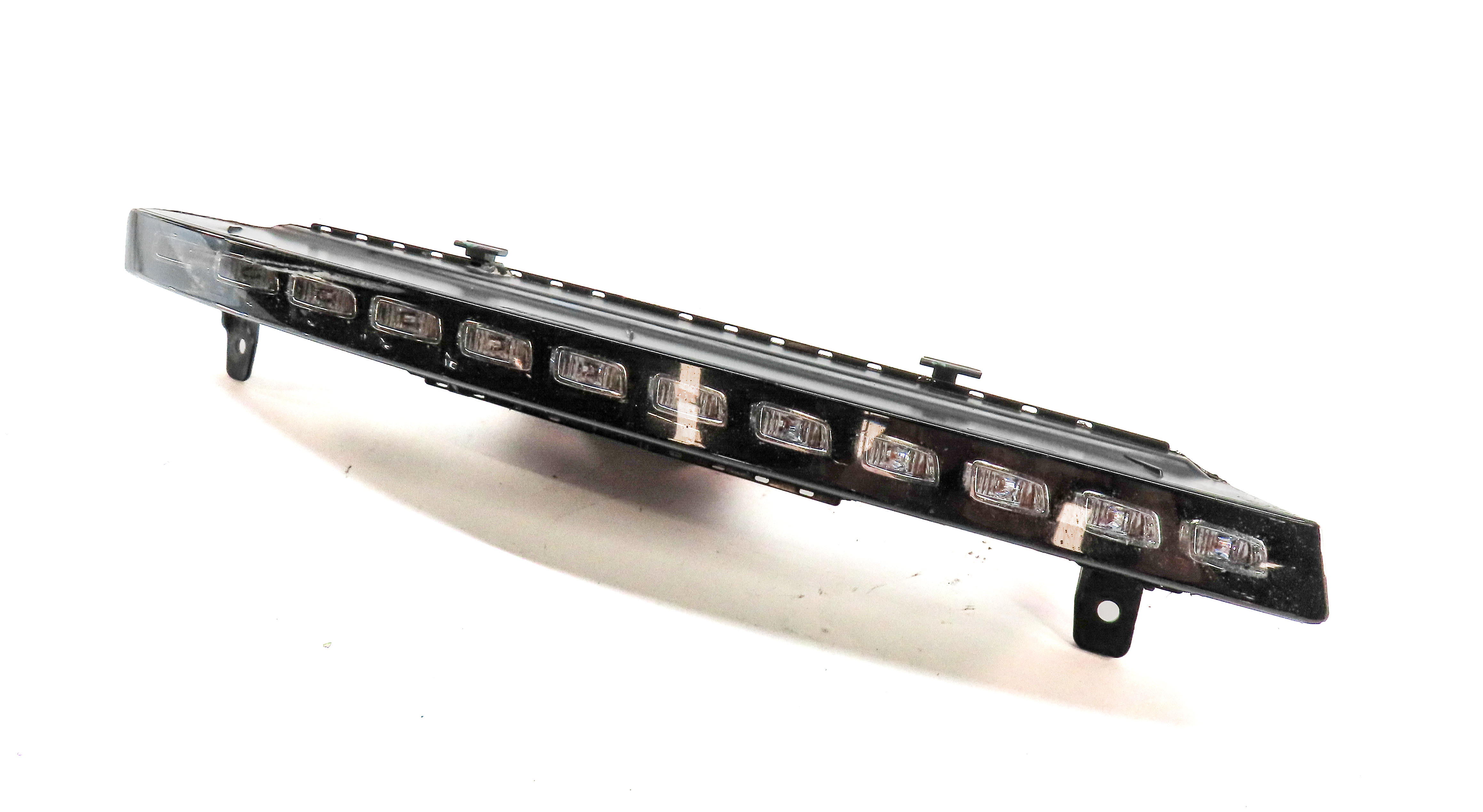 2010-2015 AUDI Q7 (4L) RIGHT FRONT PASSENGER TURN SIGNAL MARKER LIGHT LAMP (LED) — exact item pictured